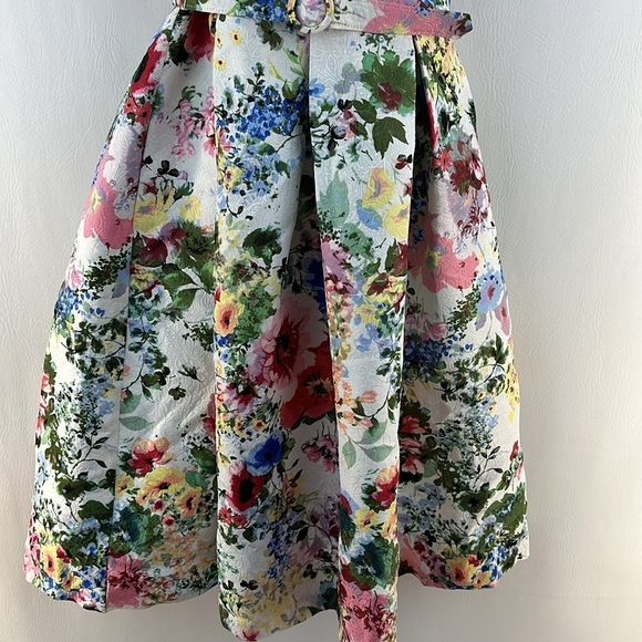 Danny and Nicole Sleeveless Floral Circle Midi Dress - Picture 4 of 11